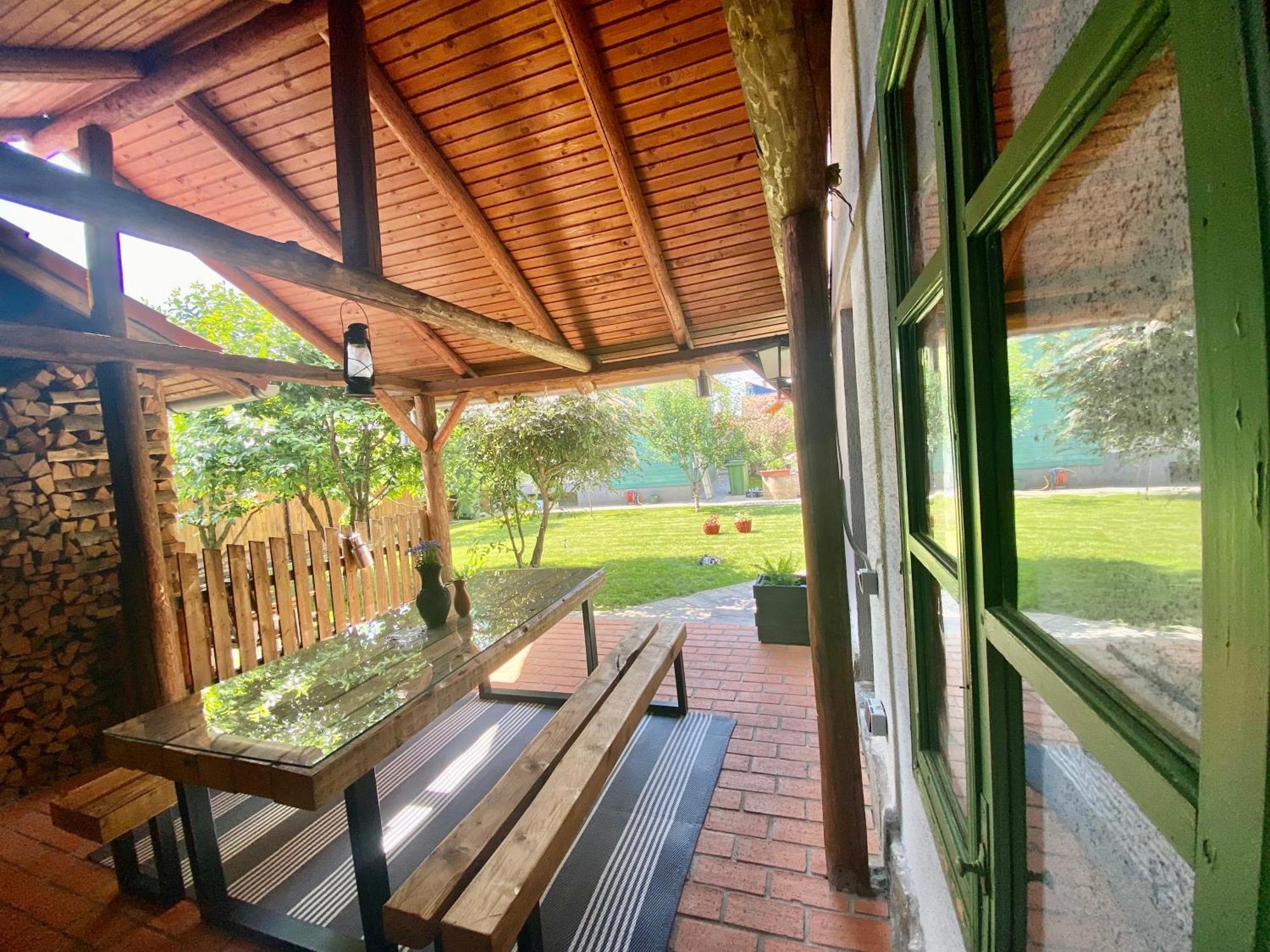 ☆ Rustic Comfort House ☆ ミエルクレア＝チュク エクステリア 写真